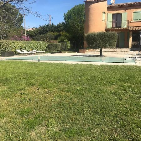 Villa Studio 30 M² Lançon-Provence Exterior foto